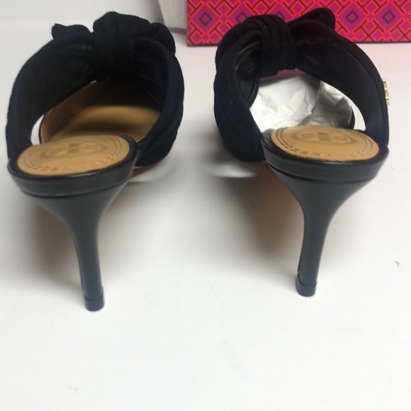 Tory Burch Eleanor Velvet Bow Mules Heels in Black - Picture 7 of 7